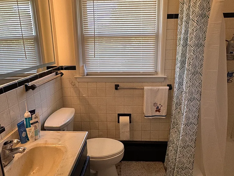 160 Early Ave — Photo 9