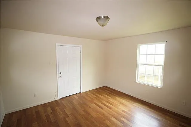 1403 Socrates St — Photo 8