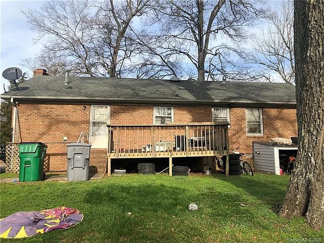 2nd image of 3117 Scarlet Cres