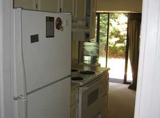 2245 Castle Rock Sq APT 1B, Reston, VA 20191