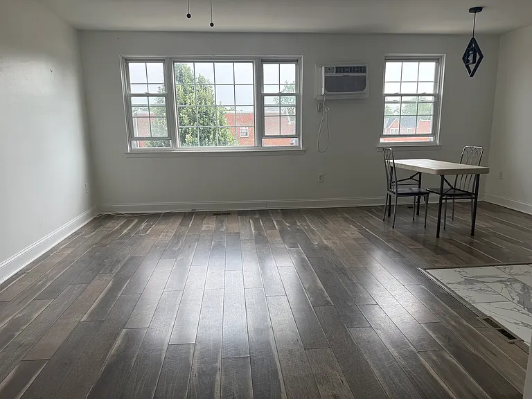 4224 Saint Denis Dr #2 — Photo 4