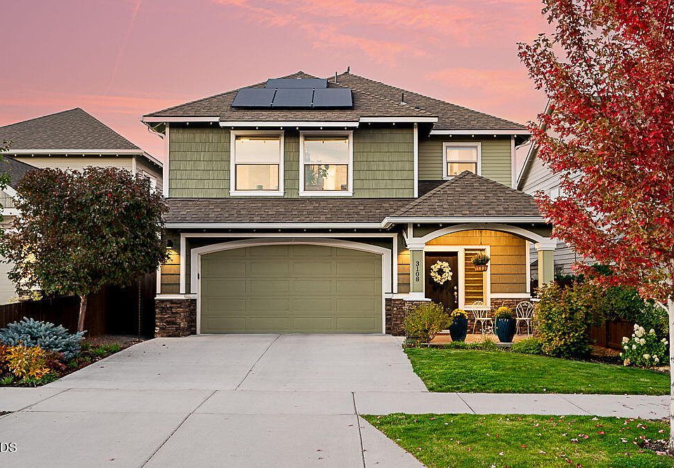 1st image of 3108 NE Marea Dr