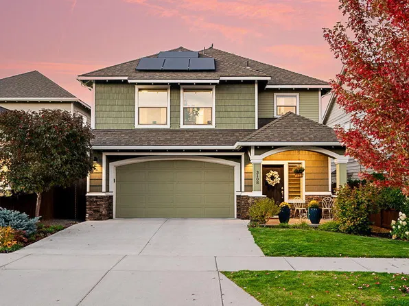 3108 NE Marea Dr, Bend, OR 97701