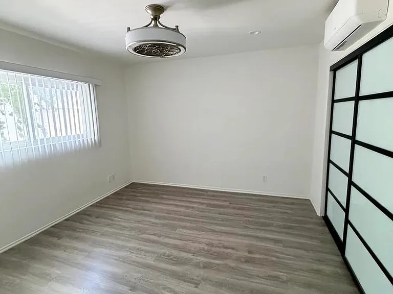 11975 Iowa Ave #7 — Photo 11