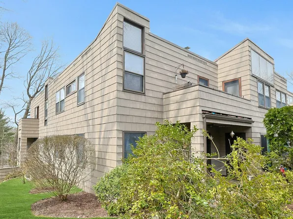 216 Purchase Street #1F, Rye, NY 10580