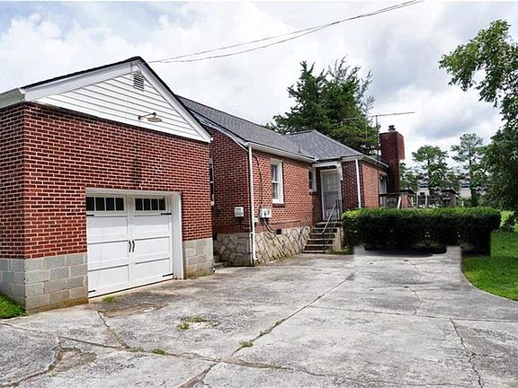 4th image of 330 S Culver St