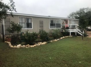 119 Village Ln, Llano, TX 78643