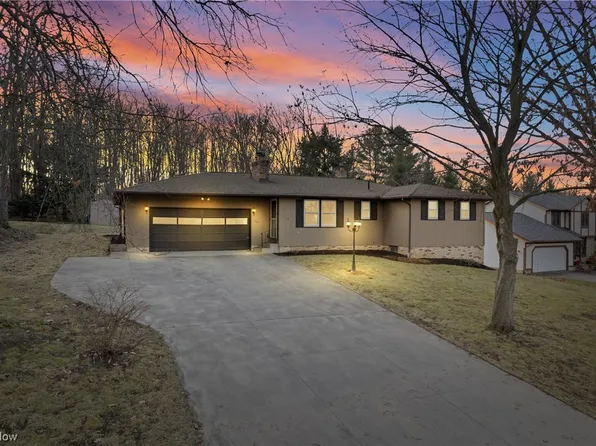 711 Mallard Cir NW, Massillon, OH 44646