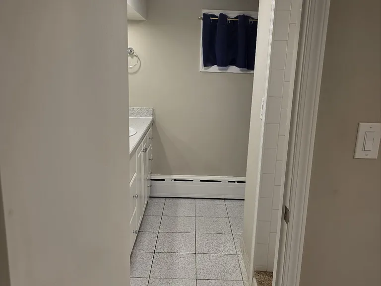 142-144 N Broadway #1 — Photo 12