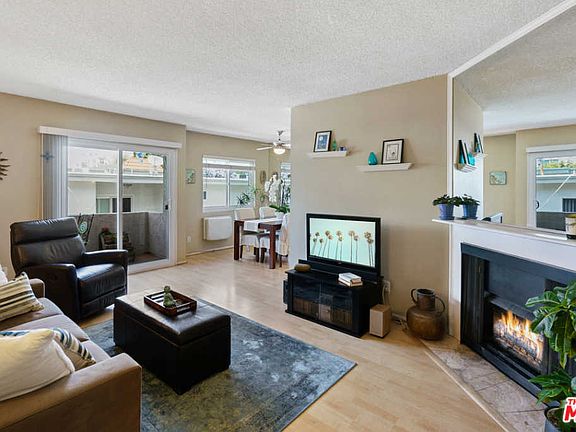 3rd image of 1325 Wellesley Ave APT 206