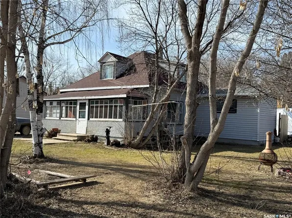 212 South AVENUE E, Hafford, SK S0J 1A0