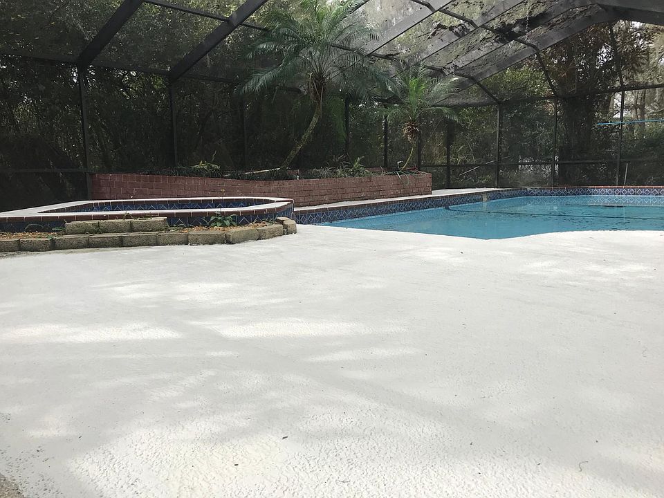 2nd image of 6925 Greenhill Pl