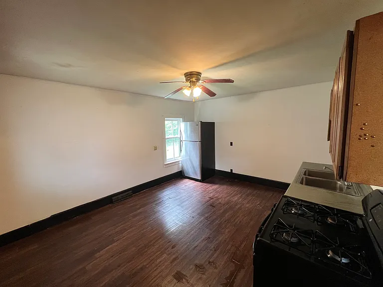 43 N 3rd St #2 — Photo 8
