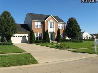 38697 Country Meadow Way, North Ridgeville, OH 44039