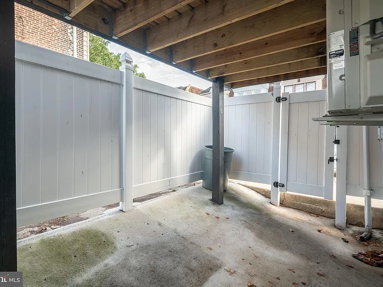 1449 S 32nd St #1 — Photo 5