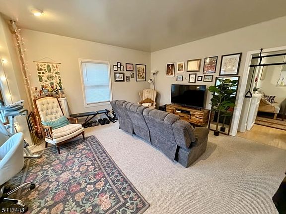 2nd image of 33 Claremont Ave
