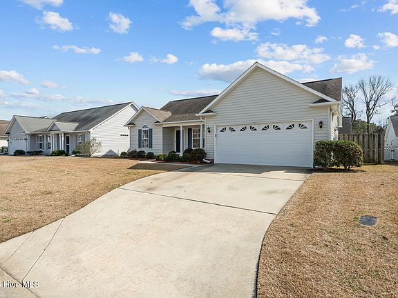 4th image of 109 Sellhorn Boulevard