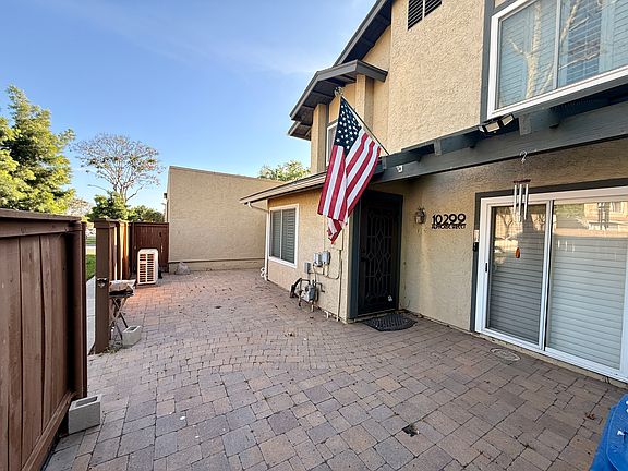 2nd image of 10299 Alphonse St