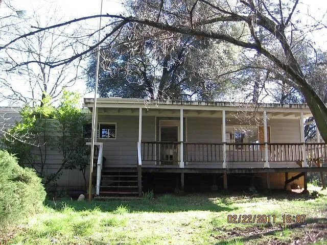 19527 Penn Valley Dr photo 1