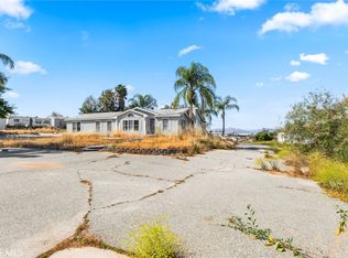 22540 Markham St, Perris, CA 92570