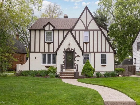 570 Morewood Pkwy, Rocky River, OH 44116