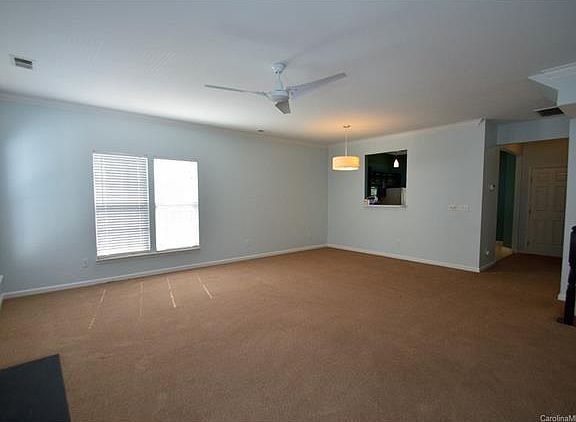 3rd image of 9737 Blossom Hill Dr #85