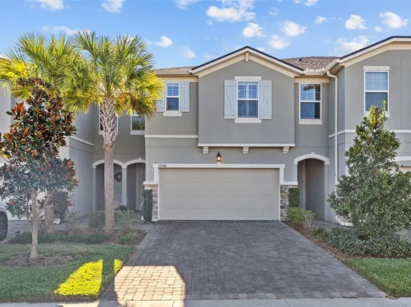 19280 Blue Pond Dr, Lutz, FL 33558