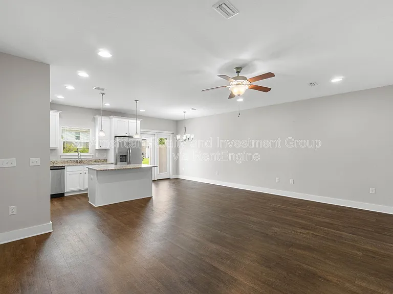 400 Mattie M Kelly Blvd — Photo 6