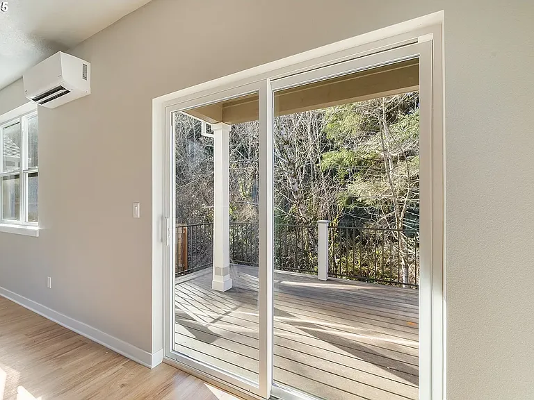 317 S Neptune St — Photo 16