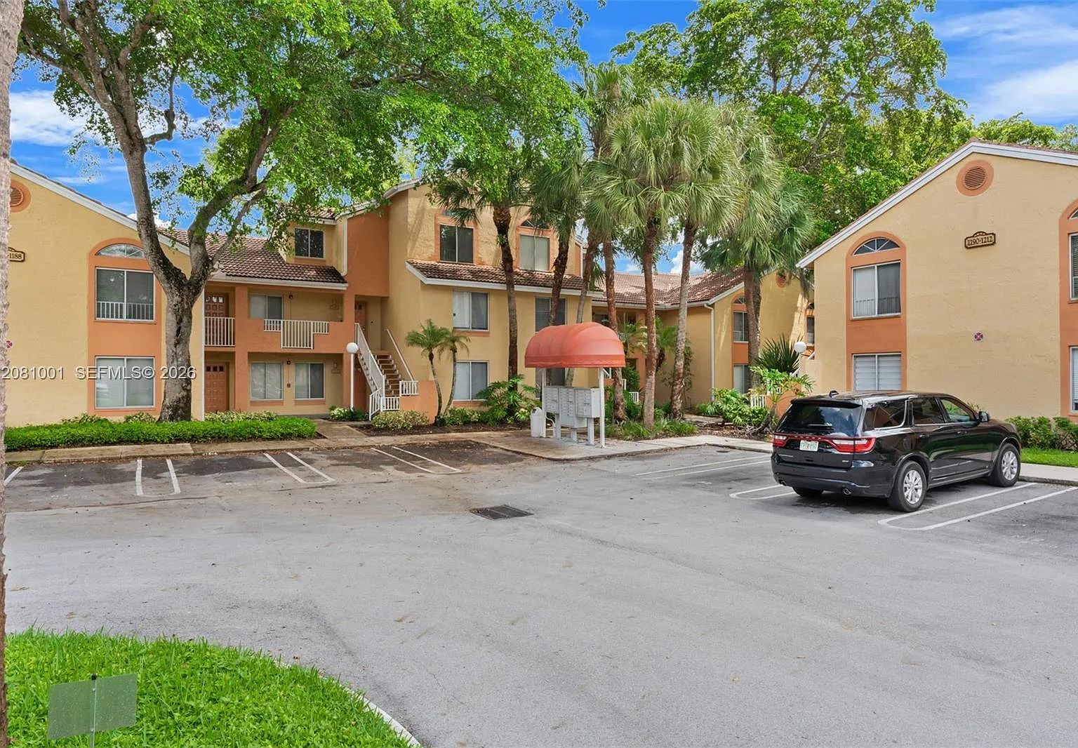 1 bed, 1.0 bath, 816 sqft, $1,790 — Photo 1