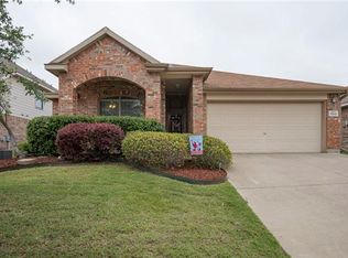 10621 Vista Heights Blvd, Fort Worth, TX 76108