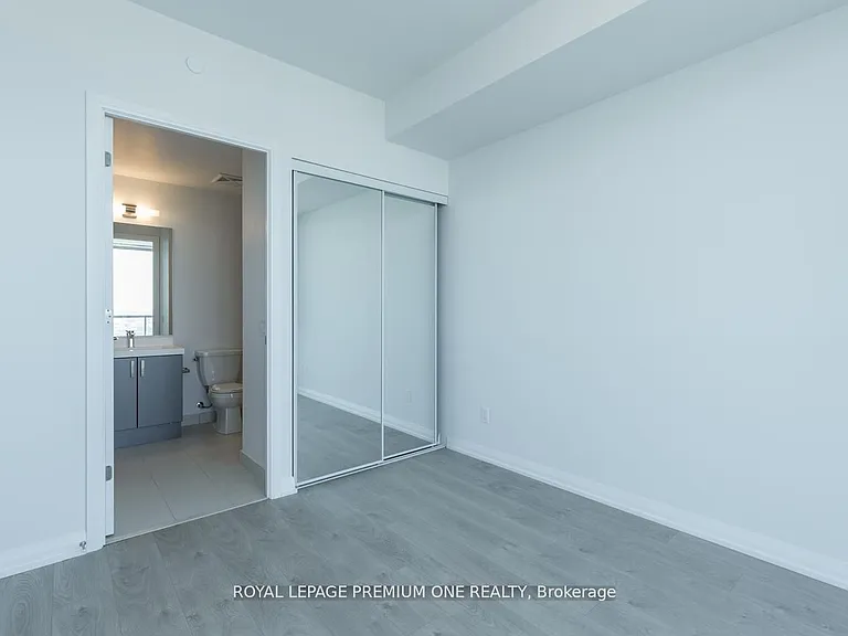 7895 Jane St #2614 — Photo 22