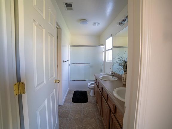 4th image of 4300 E Bennett Cir