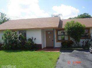 9461 NW 45th Pl, Sunrise, FL 33351