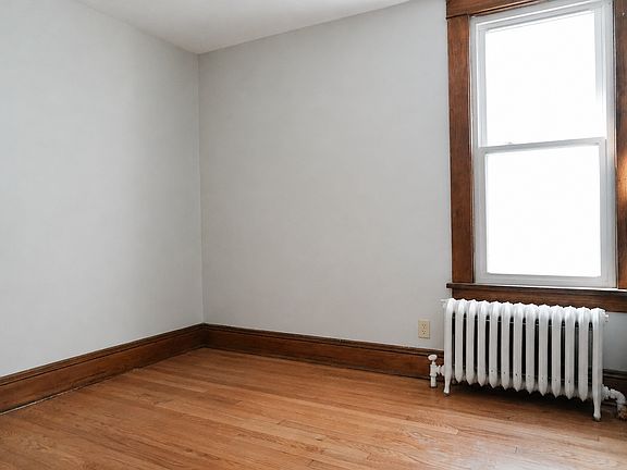 5th image of 58 Summit Ave #1