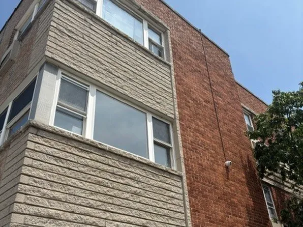 2411 W Balmoral Ave APT 3E, Chicago, IL 60625