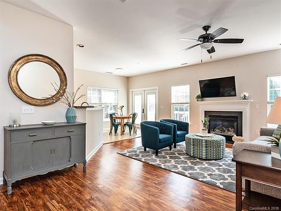 4th image of 8905 Dartington Ln