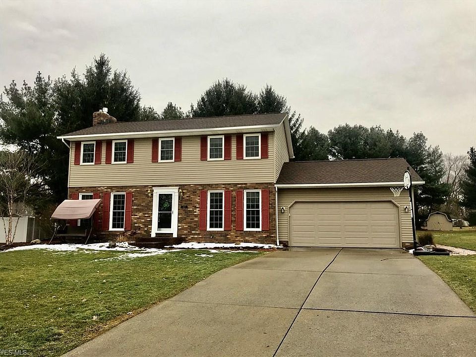 1st image of 183 Stauffer Dr