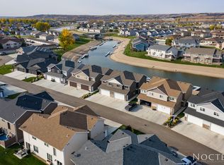 2459 Water Park Loop SE, Mandan, ND 58554
