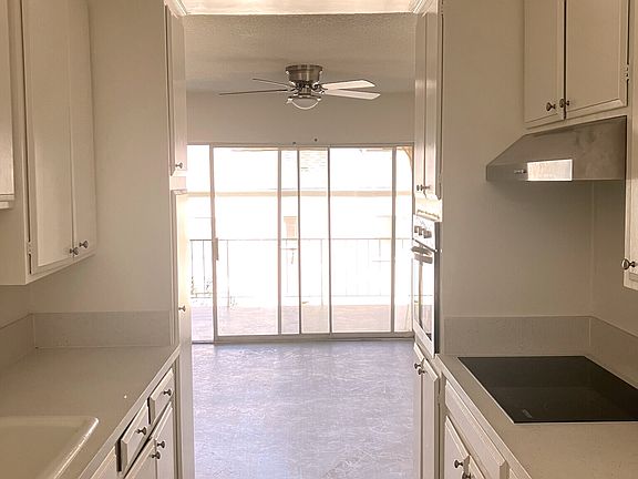 5th image of 4534 Los Feliz Blvd APT 205