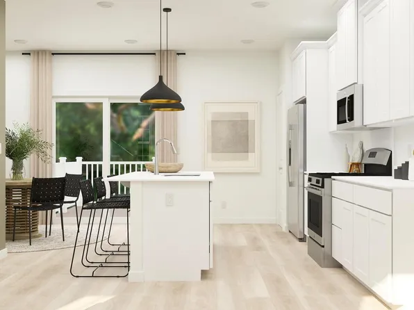 123 W End Ave, Hammonton, NJ 08037