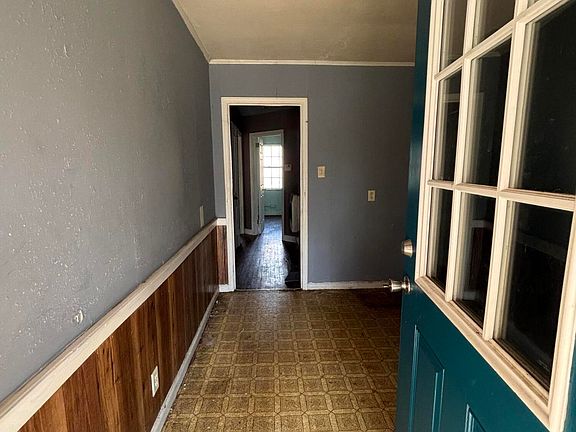 3rd image of 179 Penn Bridge Rd