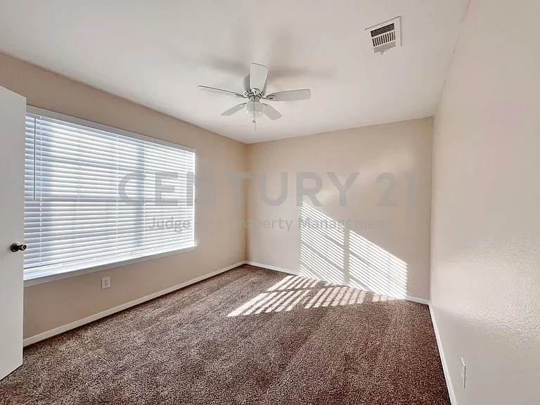 1311 Nolte Dr — Photo 9