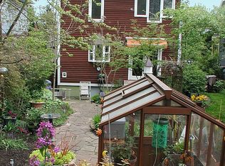 913 20th Ave, Seattle, WA 98122