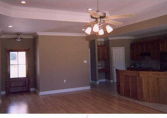 4th image of 12473 Deerfield Dr