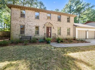 1201 Deerfield Dr, Cary, NC 27511