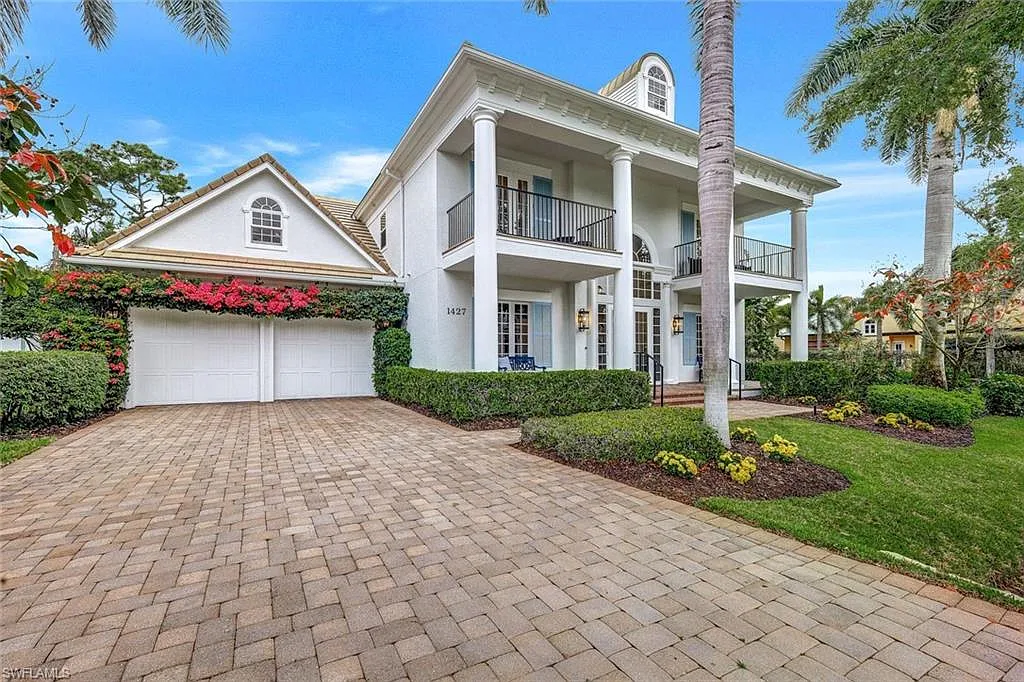 4 bed, 4.5 bath, 4067 sqft, $35,000 — Photo 4