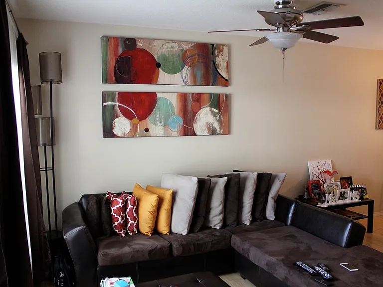 1317 Throckmorton Dr — Photo 8