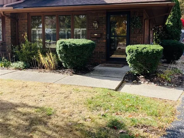 4063 Sherwood Forest Manor Rd #B-5, Toledo, OH 43623