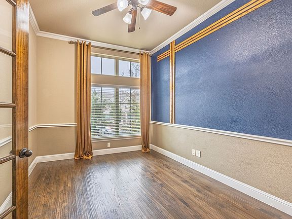 3rd image of 4829 Empire Way